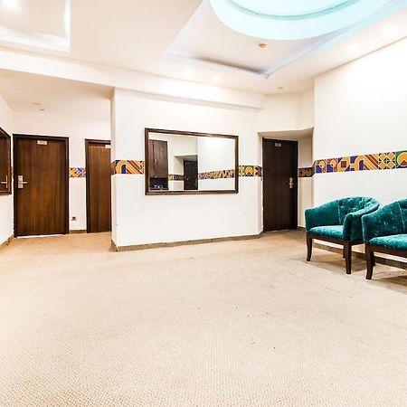 Fabhotel Le Monarque จัณฑีครห์ ภายนอก รูปภาพ