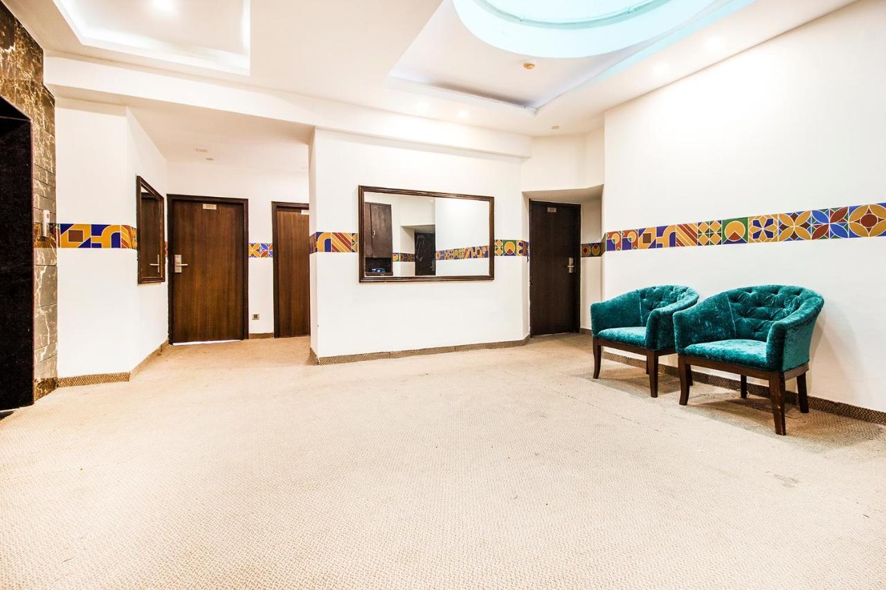 Fabhotel Le Monarque จัณฑีครห์ ภายนอก รูปภาพ